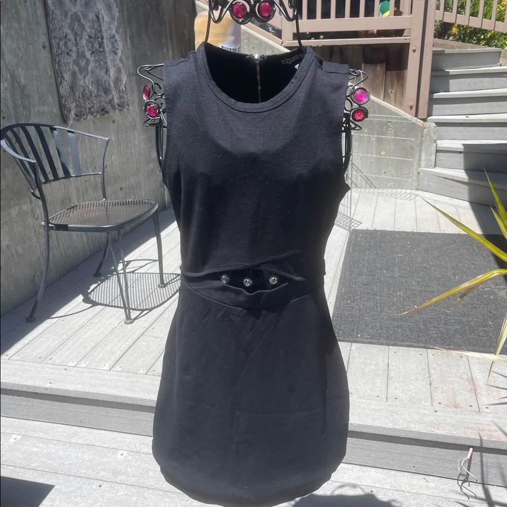 Zipper back open belly dress